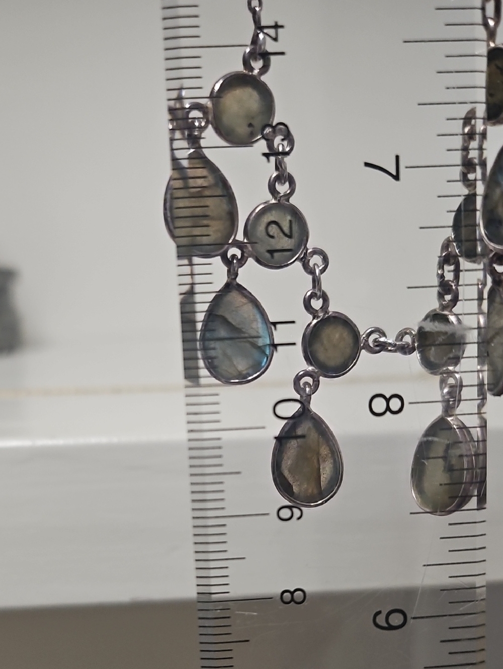 Stunningly Vibrant Labradorite Necklace - Picture 5 of 6